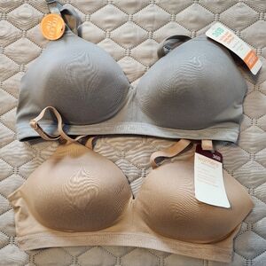 Warners Bras 36B New